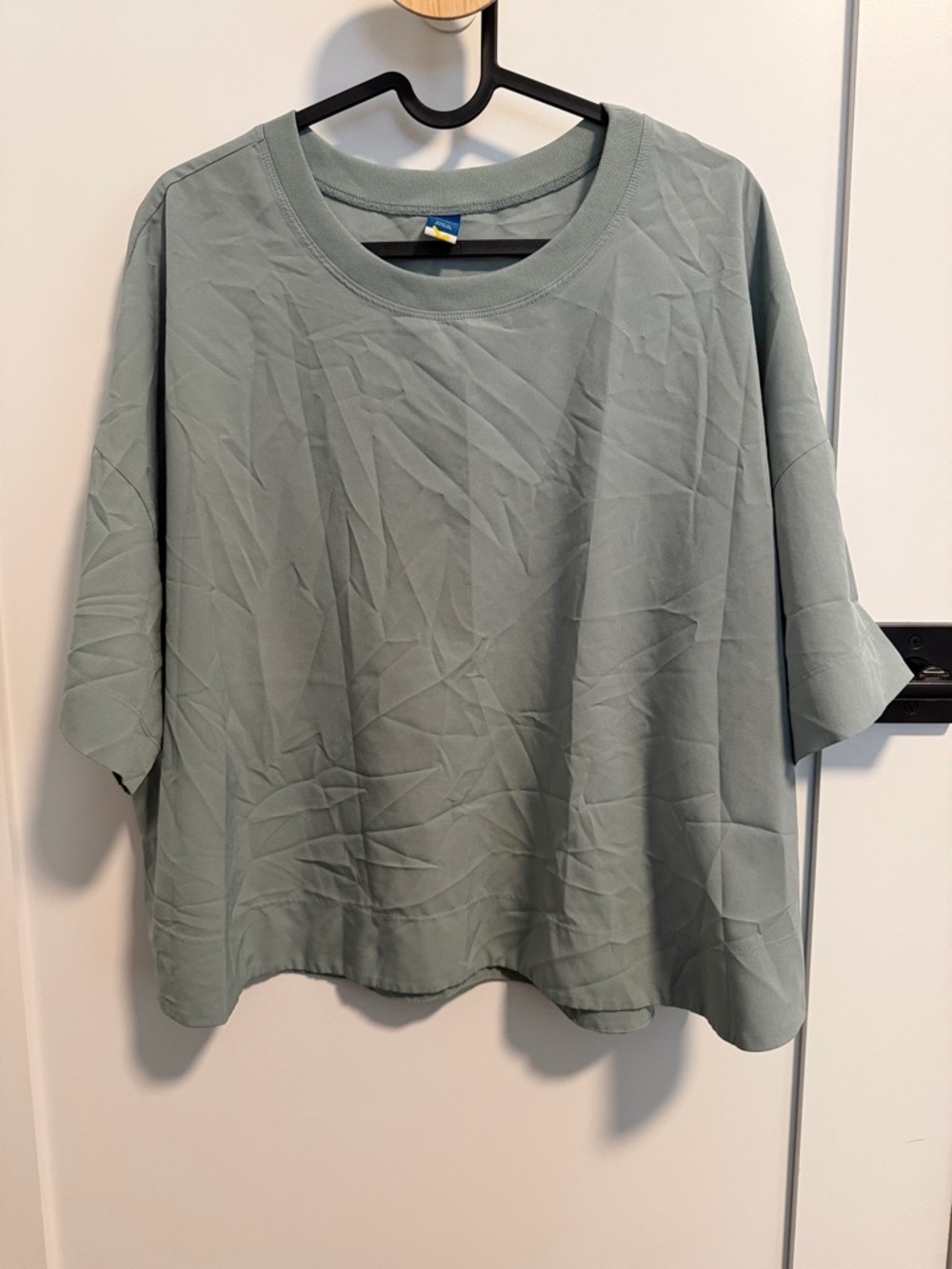 Old Navy Oversized Short Sleeve Tee in Sage Green